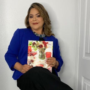 Meet your Posher, Imelda